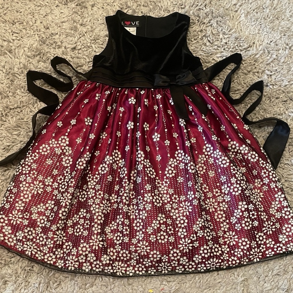 Love by Special Occasions Black & Burgundy Floral Sparkle Dress, Size 6